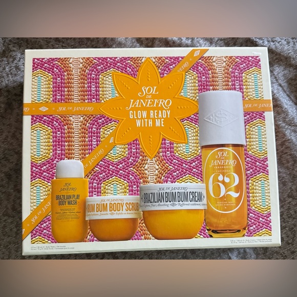 NEW Sol de Janeiro Glow Ready With Me Bum Bum Body 4-Piece Gift Sol 62 Valentine
